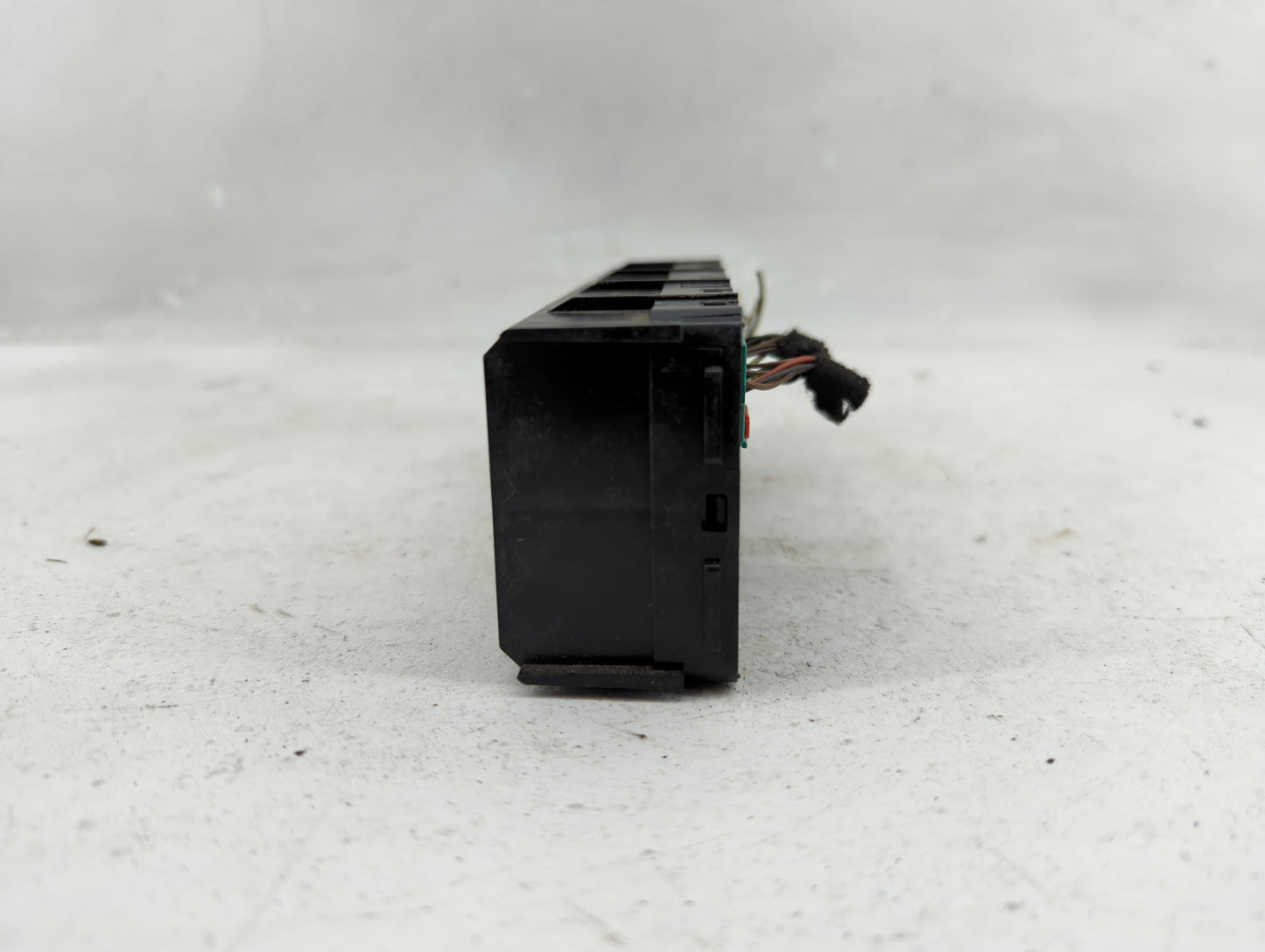 2019-2021 Chevrolet Equinox Radio AM FM Cd Player Receiver Replacement Fits Fits 2019 2020 2021 2022 OEM Used Auto Parts - O