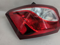 2020-2021 Chevrolet Equinox Tail Light Assembly Driver Left OEM P/N:84769835 LH 84769835 Fits Fits 2020 2021 OEM Used Auto P