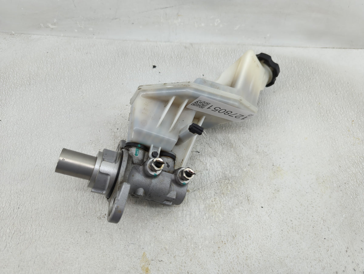 2018-2022 Chevrolet Equinox Brake Master Cylinder 1278051 - Oemusedautoparts1.com