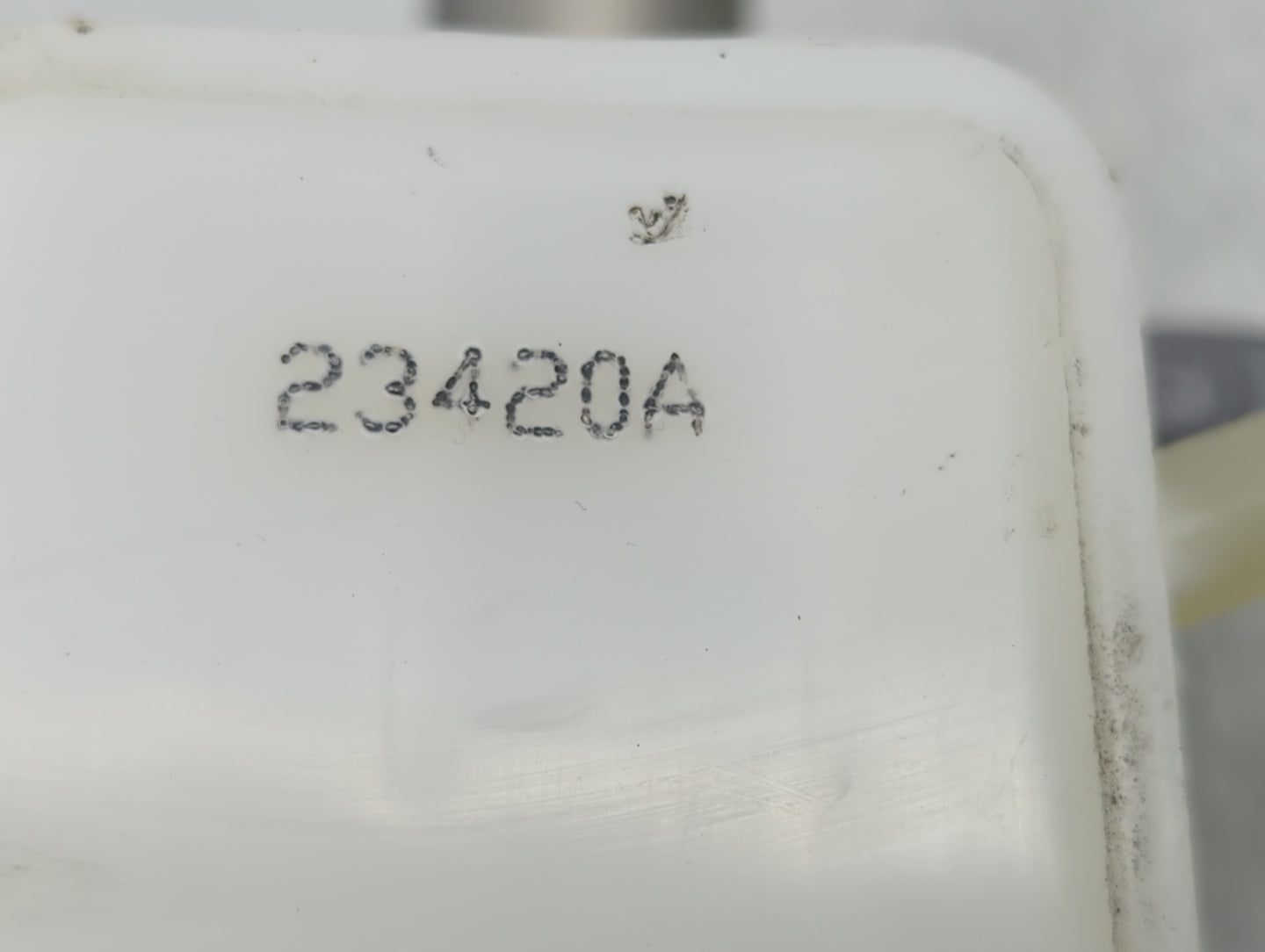 2018-2022 Chevrolet Equinox Brake Master Cylinder 1290556 - Oemusedautoparts1.com