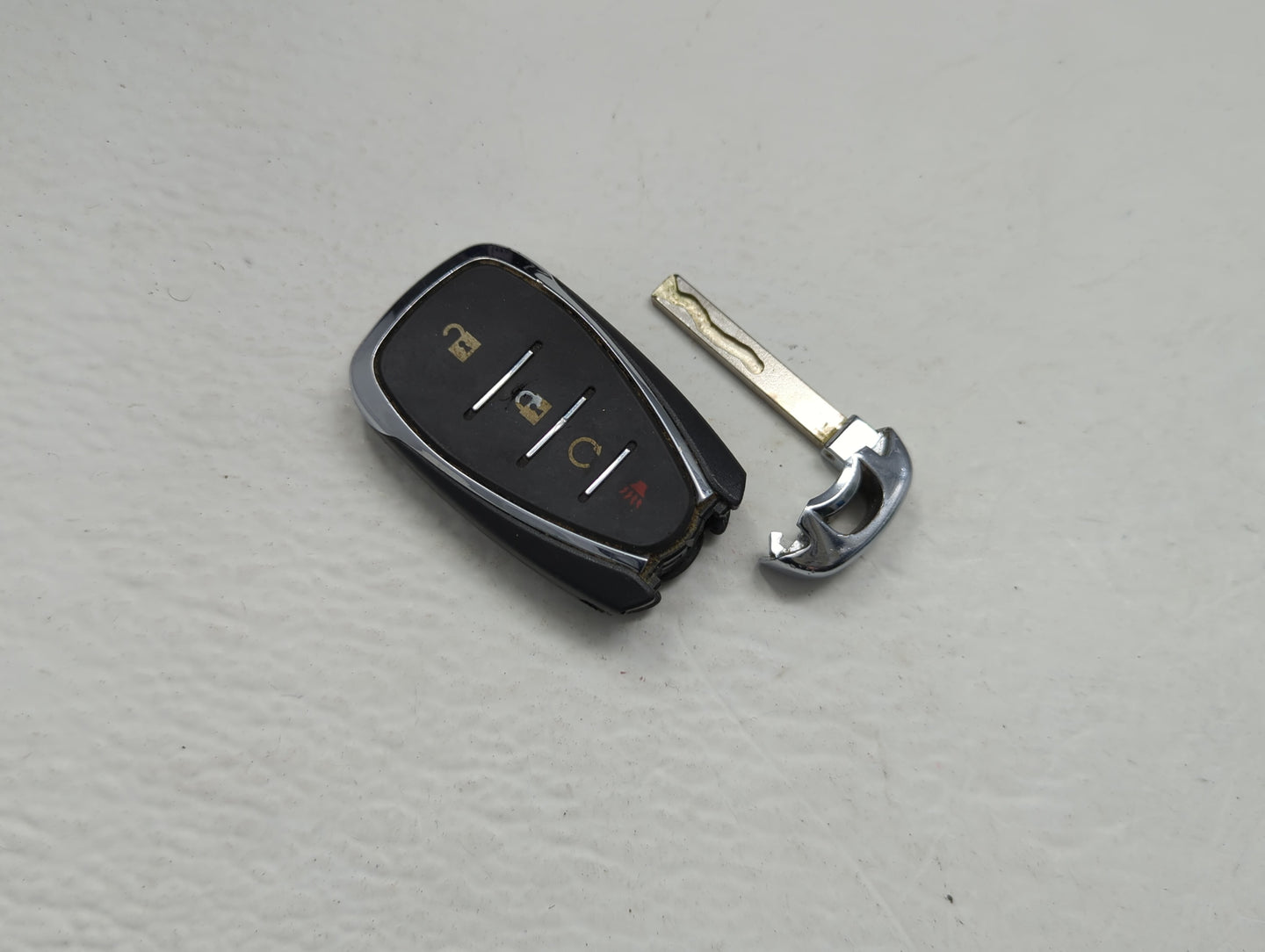 Chevrolet Equinox Keyless Entry Remote Fob HYQ4AA 4 buttons - Oemusedautoparts1.com