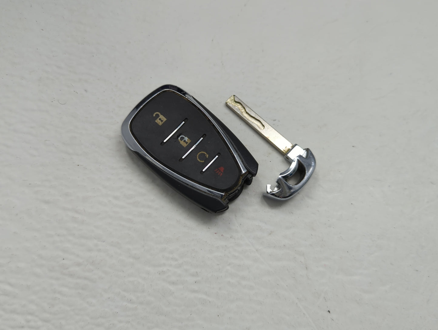 Chevrolet Equinox Keyless Entry Remote Fob HYQ4AA 4 buttons - Oemusedautoparts1.com