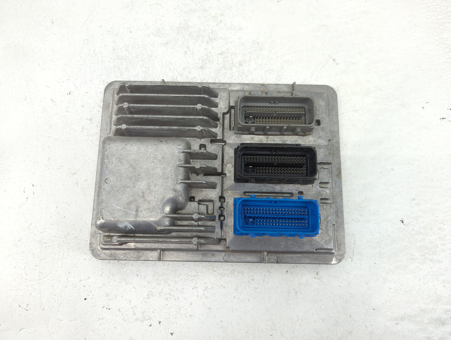 2018-2020 Chevrolet Equinox PCM Engine Control Computer ECU ECM PCU OEM P/N:812835949 12702505 Fits OEM Used Auto Parts - Oe