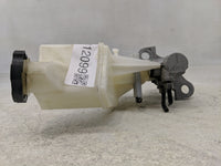 2018-2022 Chevrolet Equinox Brake Master Cylinder 1312099 - Oemusedautoparts1.com