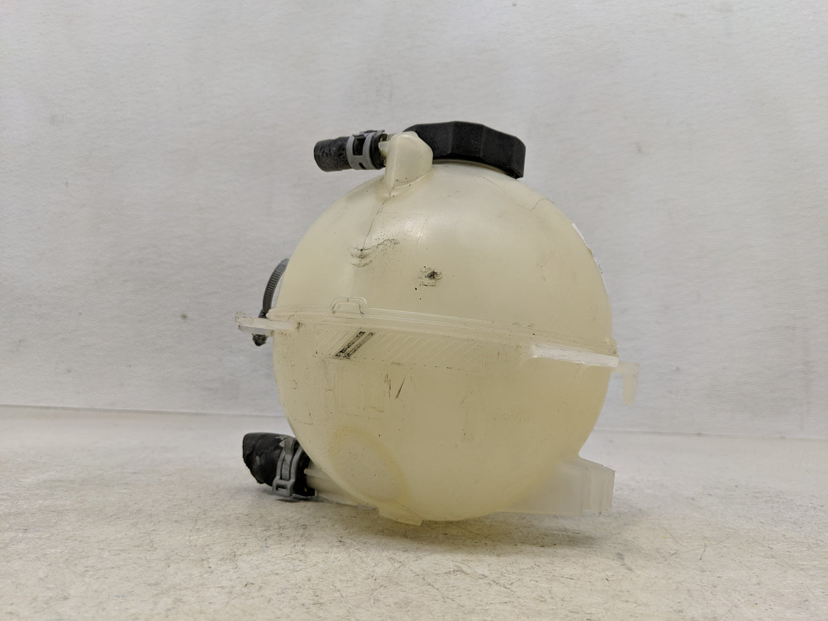 2018 Chevrolet Equinox Radiator Coolant Overflow Expansion Tank Bottle 1313126 - Oemusedautoparts1.com