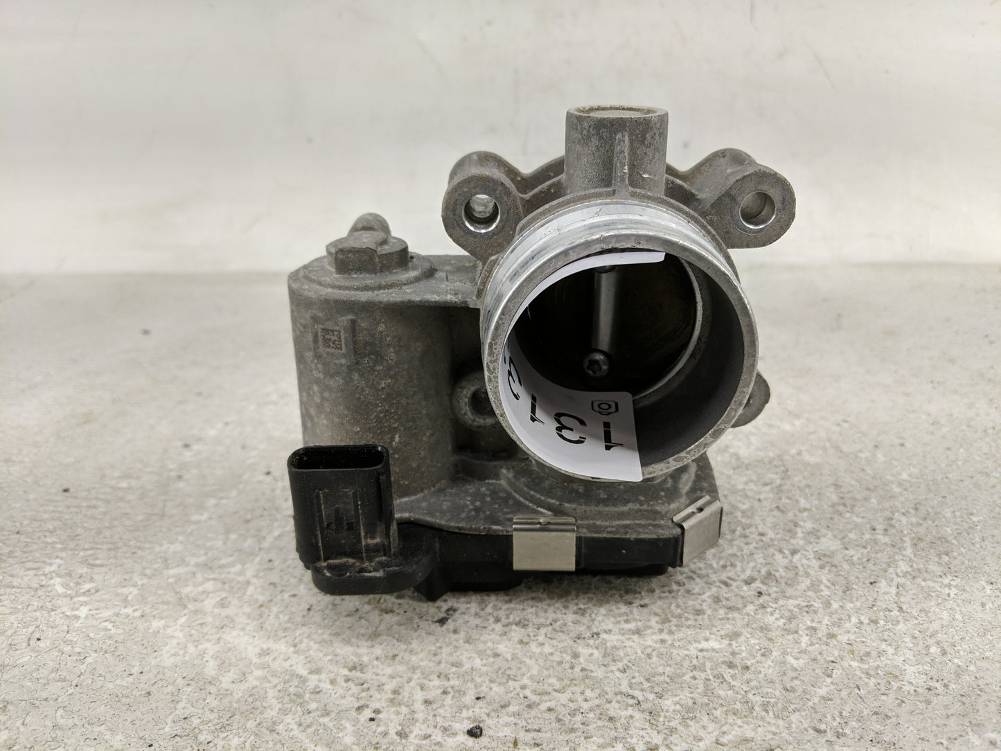 2018-2022 Chevrolet Equinox Throttle Body P/N:12671379AA Fits Fits 2016 2017 2018 2019 2020 2021 2022 OEM Used Auto Parts - 