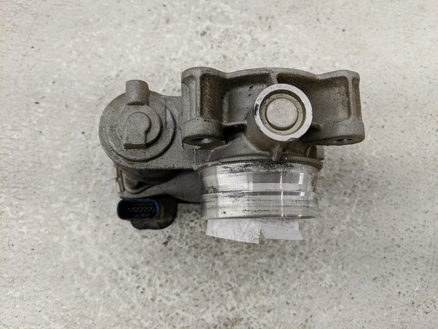 2018-2022 Chevrolet Equinox Throttle Body P/N:12671379AA Fits Fits 2016 2017 2018 2019 2020 2021 2022 OEM Used Auto Parts - 