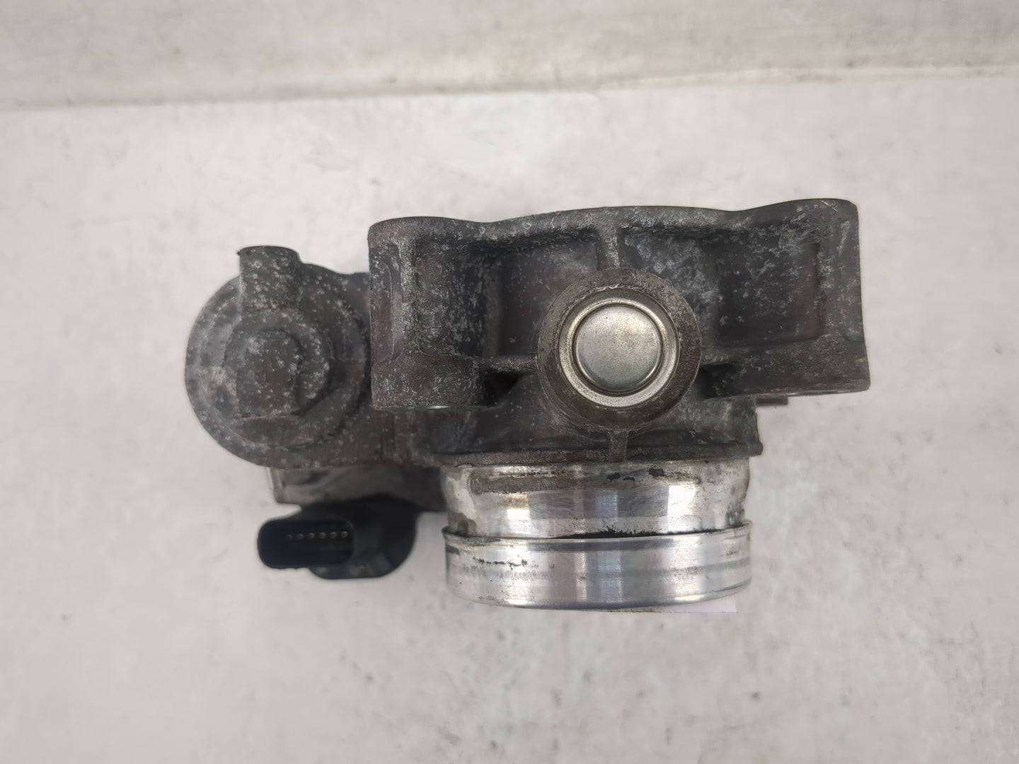 2018-2022 Chevrolet Equinox Throttle Body P/N:12671379AA Fits Fits 2016 2017 2018 2019 2020 2021 2022 OEM Used Auto Parts - 