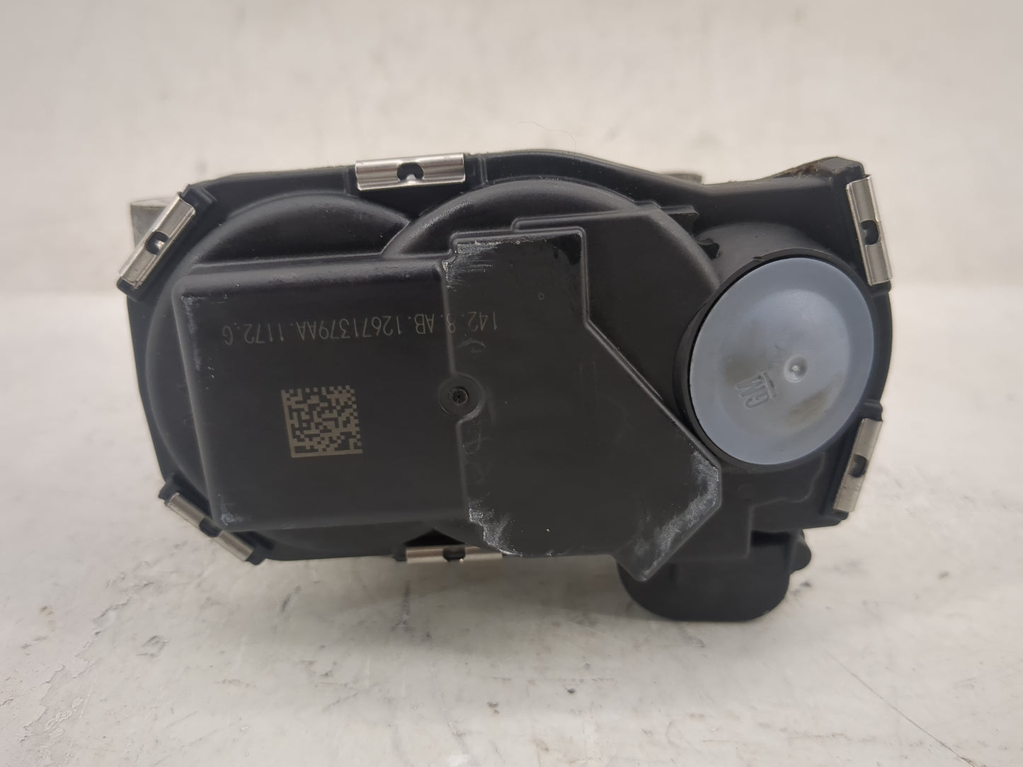 2018-2022 Chevrolet Equinox Throttle Body P/N:12671379AA Fits Fits 2016 2017 2018 2019 2020 2021 2022 OEM Used Auto Parts - 