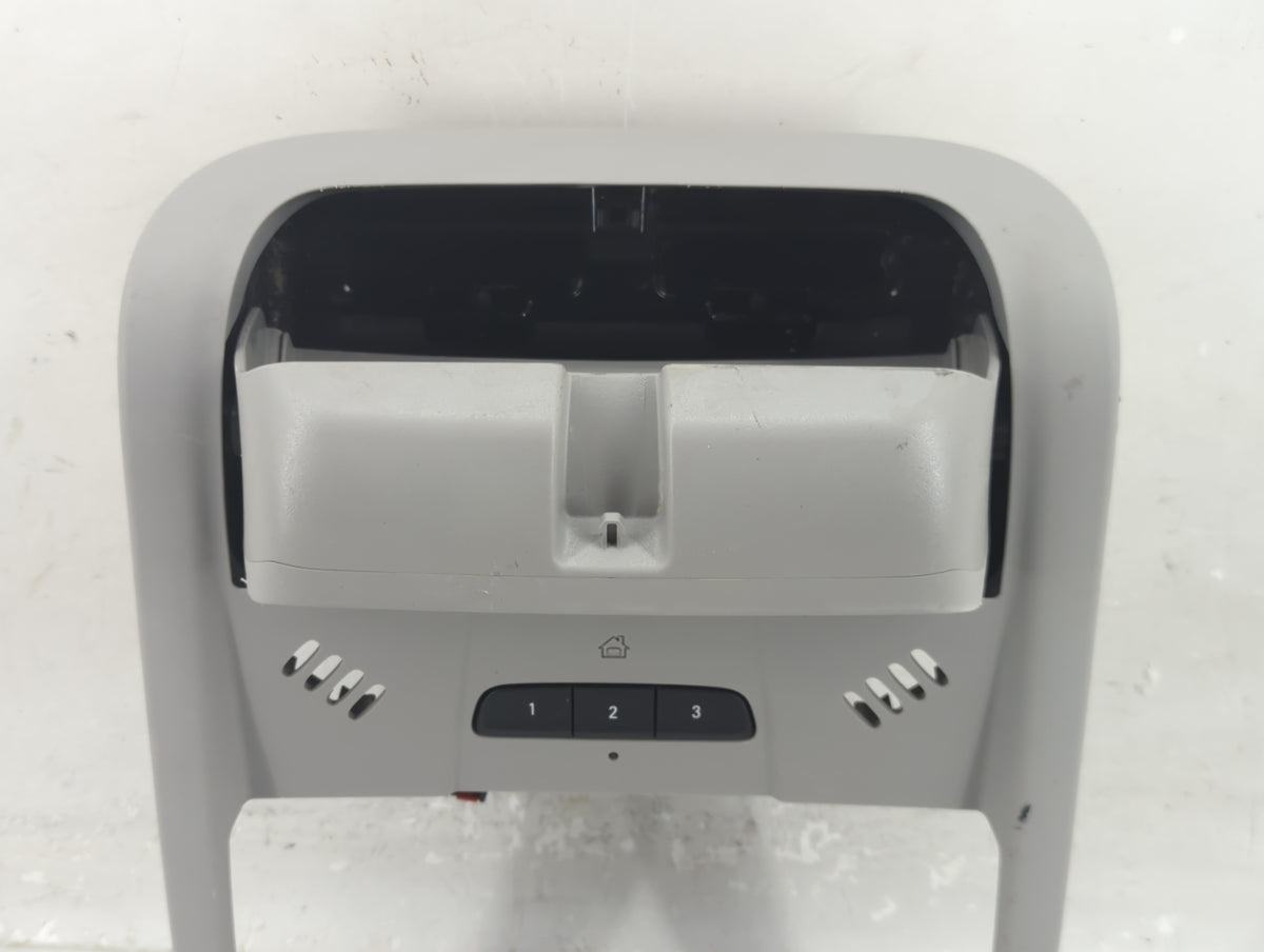 2018-2022 Chevrolet Equinox Overhead Roof Console 1322000 - Oemusedautoparts1.com