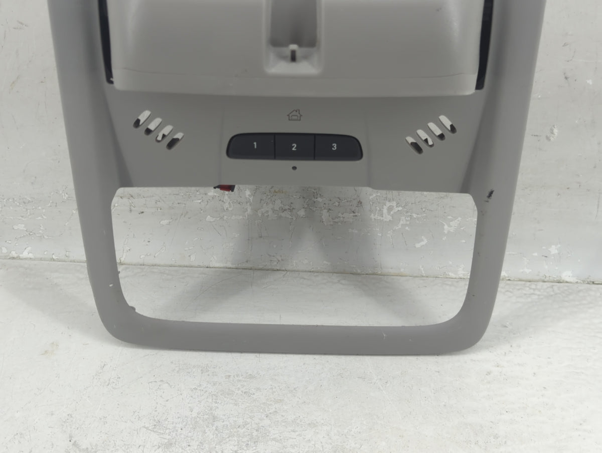 2018-2022 Chevrolet Equinox Overhead Roof Console 1322000 - Oemusedautoparts1.com