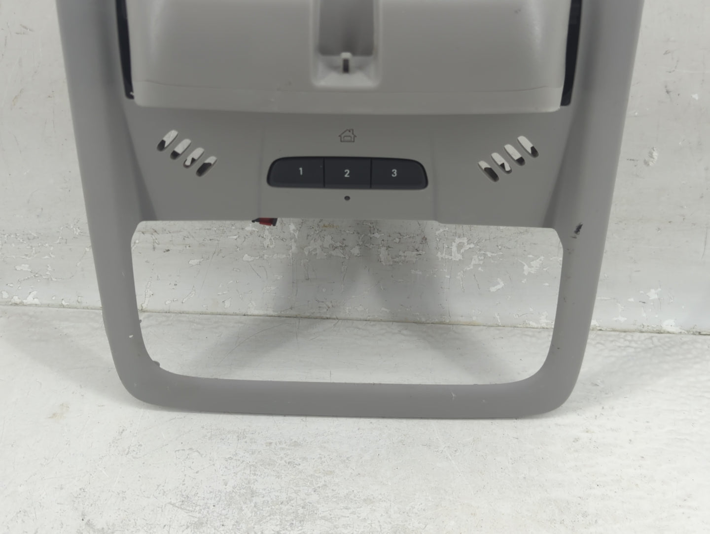 2020 Chevrolet Equinox Overhead Roof Console - Oemusedautoparts1.com