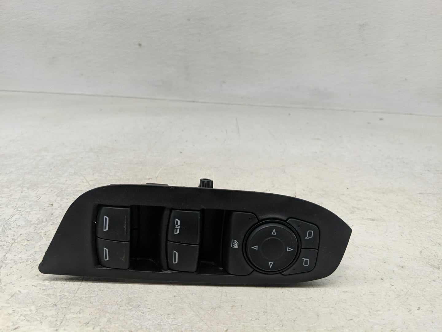 2020 Chevrolet Equinox Master Power Window Switch Replacement Driver Side Left P/N:84139693 Fits OEM Used Auto Parts - Oemus