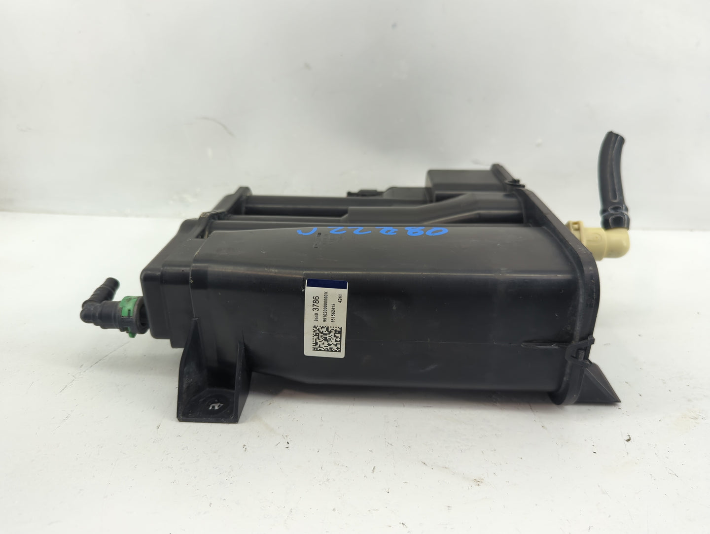 2020 Chevrolet Equinox Fuel Vapor Charcoal Canister - Oemusedautoparts1.com