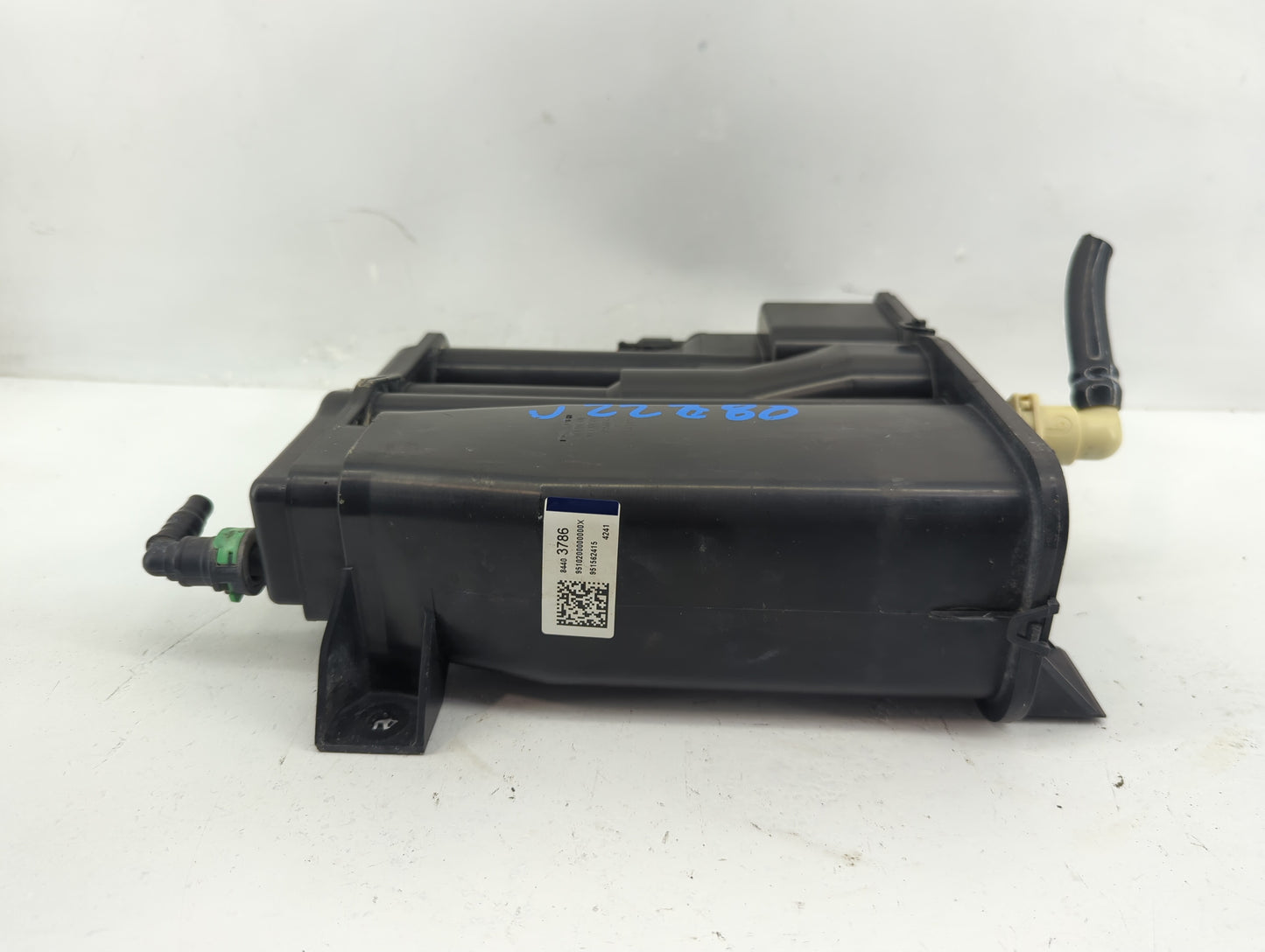 2020 Chevrolet Equinox Fuel Vapor Charcoal Canister - Oemusedautoparts1.com