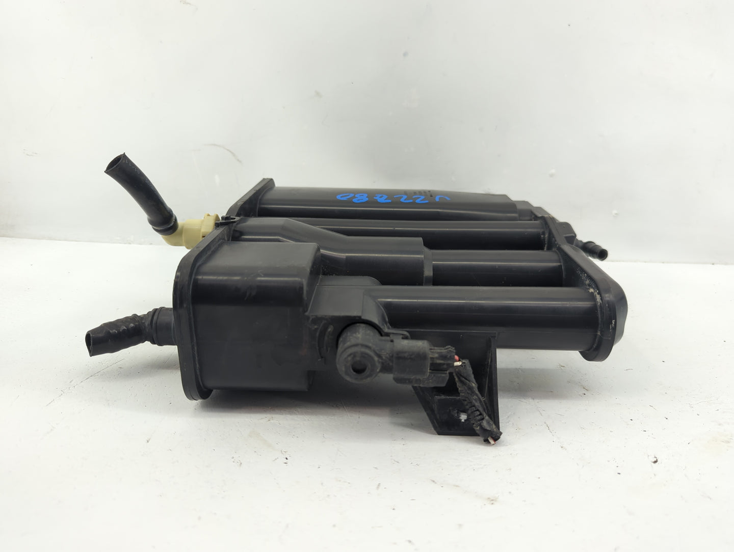 2020 Chevrolet Equinox Fuel Vapor Charcoal Canister - Oemusedautoparts1.com