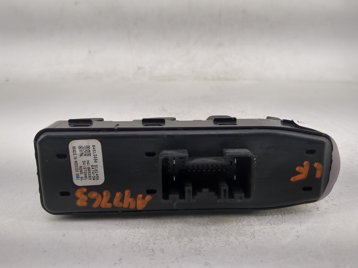 2018-2022 Chevrolet Equinox Master Power Window Switch Replacement Driver Side Left P/N:84513464 Fits OEM Used Auto Parts - 