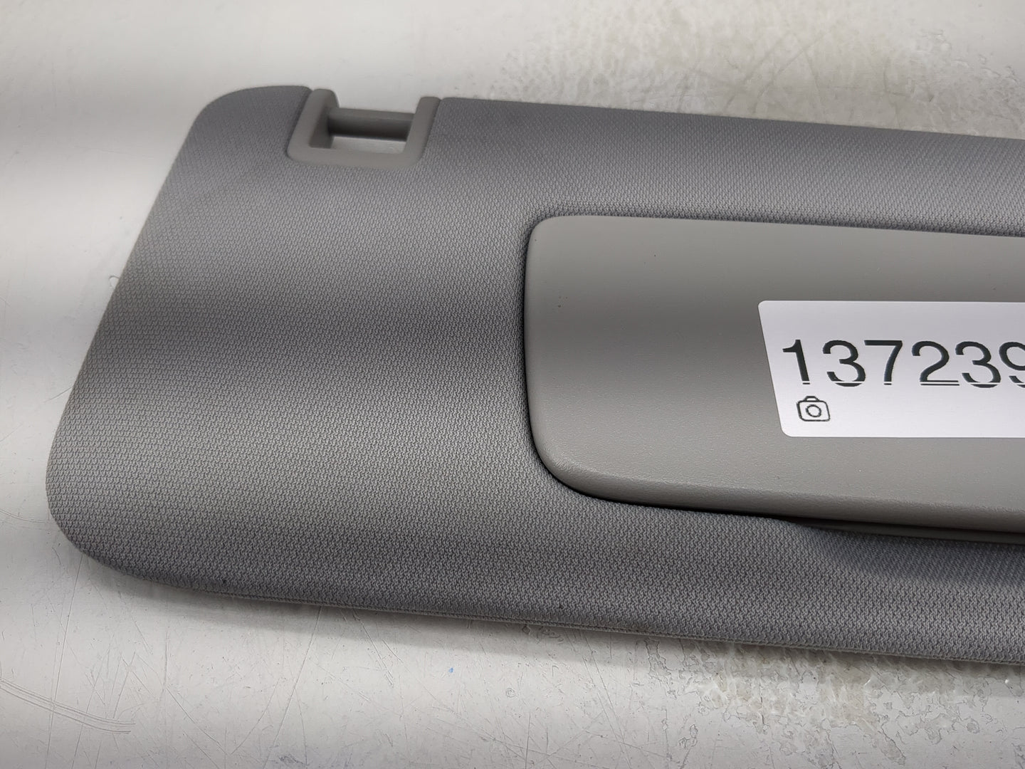 2020-2022 Chevrolet Equinox Sun Visor Shade Replacement Passenger Right Mirror Fits Fits 2020 2021 2022 OEM Used Auto Parts 
