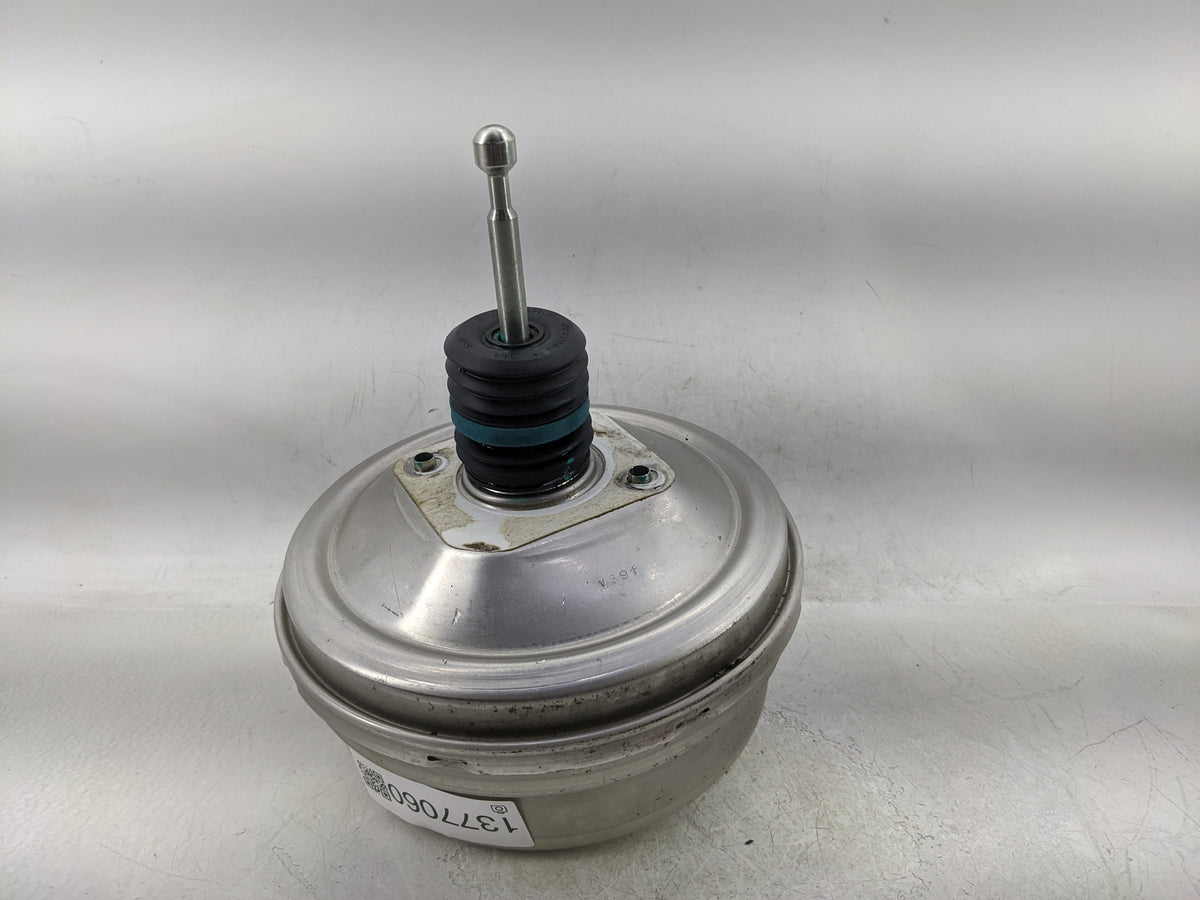 2018-2022 Chevrolet Equinox Power Brake Booster Oem 1377060 - Oemusedautoparts1.com