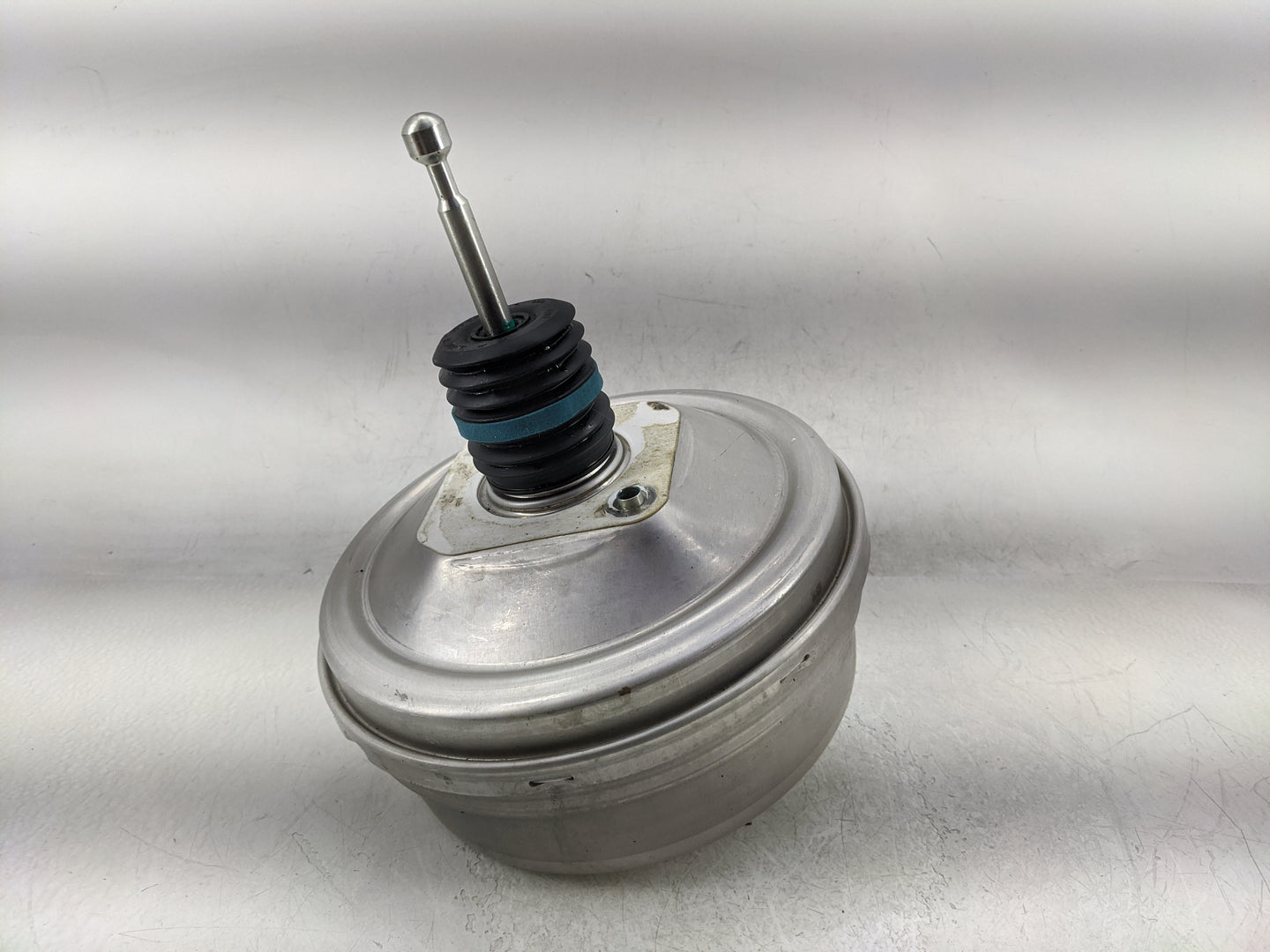 2018-2022 Chevrolet Equinox Power Brake Booster Oem - Oemusedautoparts1.com