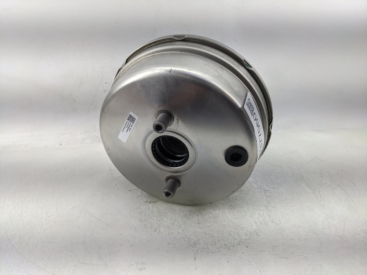 2018-2022 Chevrolet Equinox Power Brake Booster Oem 1377060 - Oemusedautoparts1.com