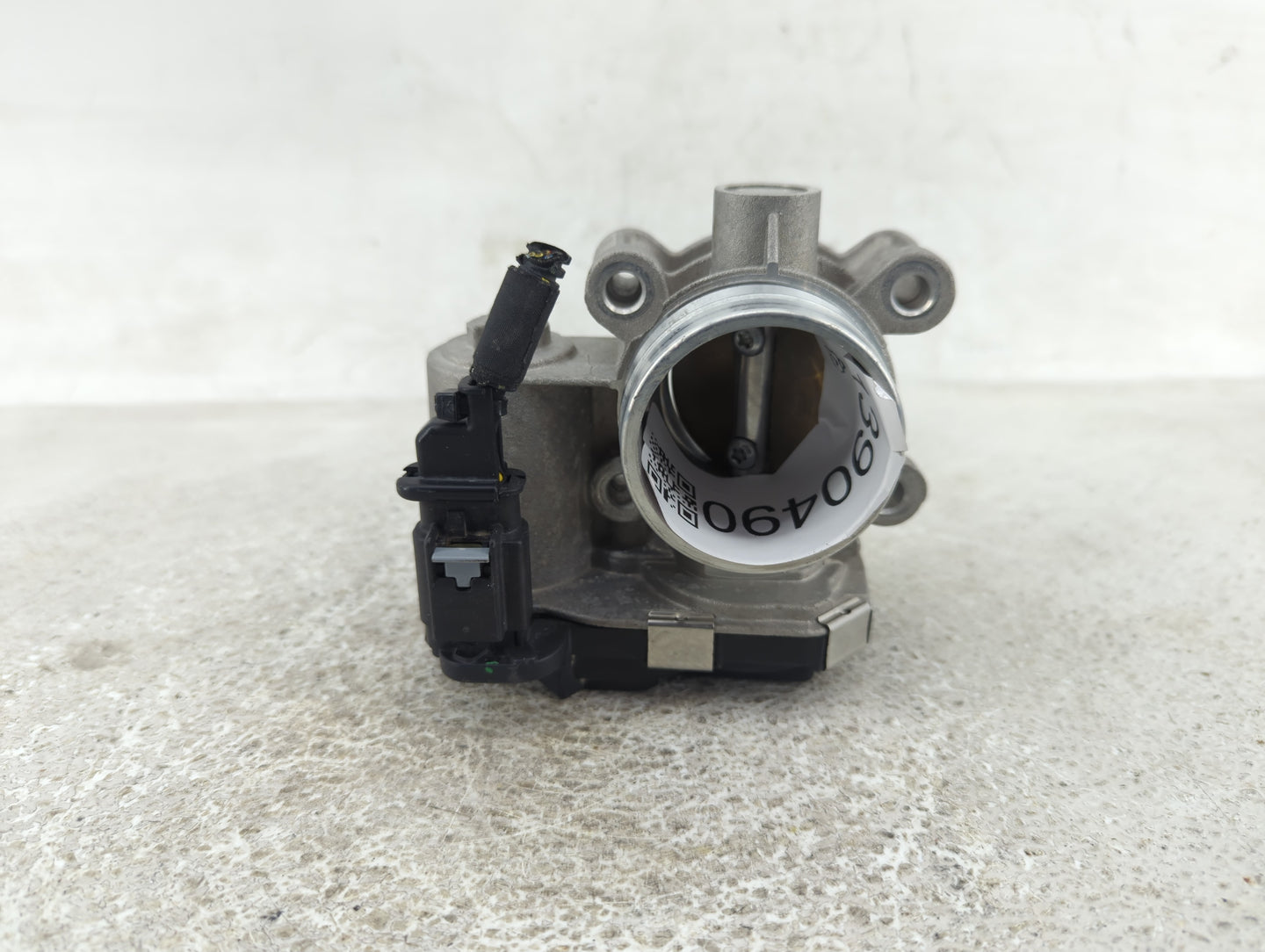 2018-2022 Chevrolet Equinox Throttle Body P/N:12671379AA Fits Fits 2016 2017 2018 2019 2020 2021 2022 OEM Used Auto Parts - 
