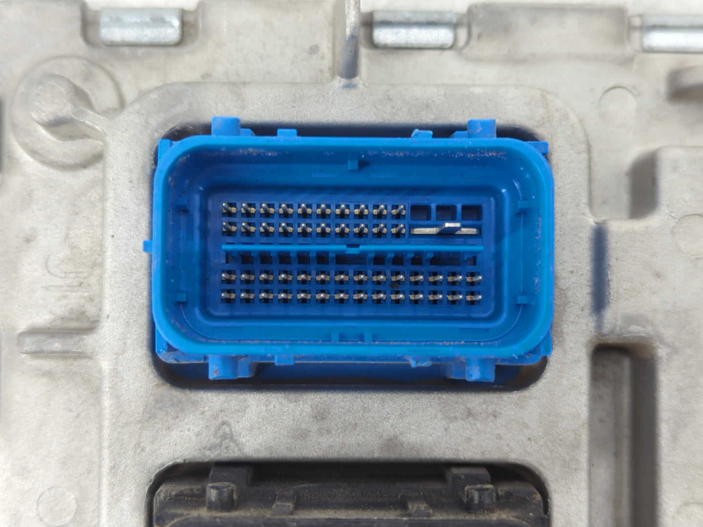 2020-2022 Chevrolet Equinox PCM Engine Control Computer ECU ECM PCU OEM P/N:12710152 Fits Fits 2020 2021 2022 OEM Used Auto 