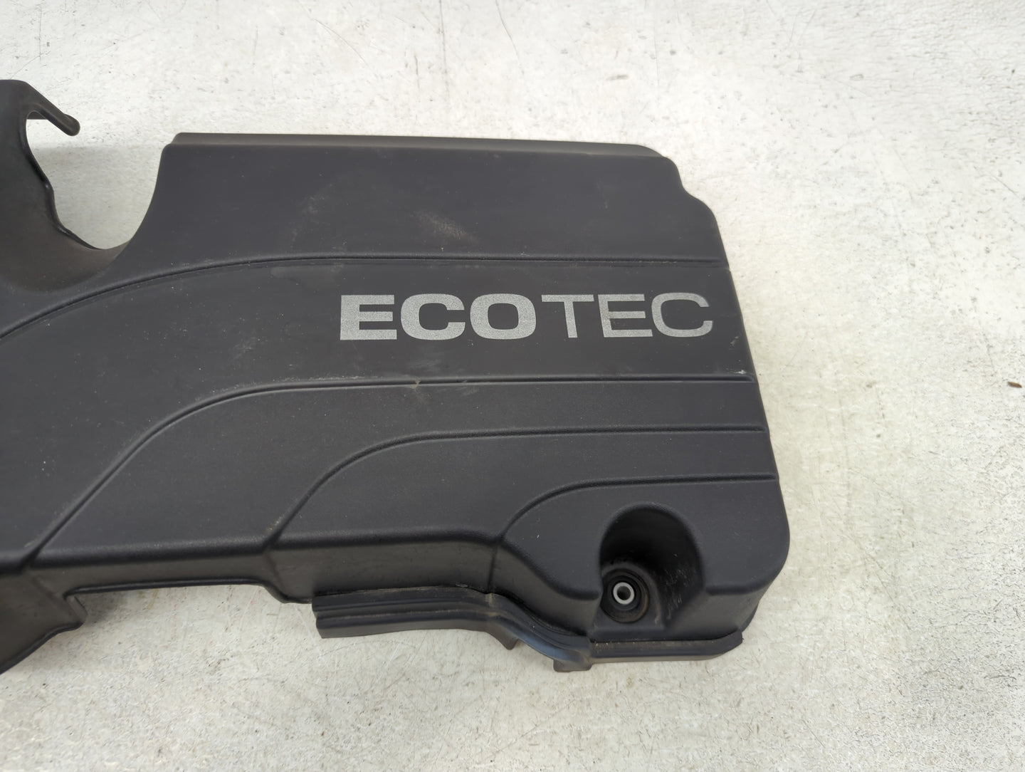 2020 Chevrolet Equinox Engine Cover - Oemusedautoparts1.com