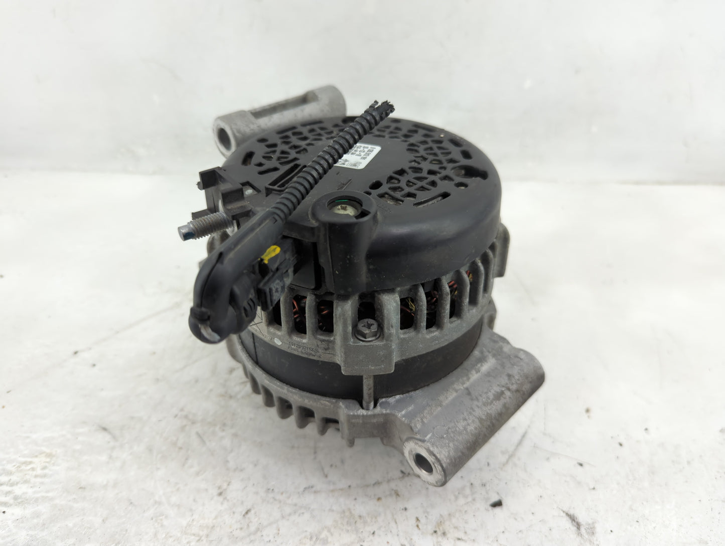 2018-2022 Chevrolet Equinox Alternator Replacement Generator Charging Assembly Engine OEM P/N:13535009 PL3Q-14V 130A Fits OE