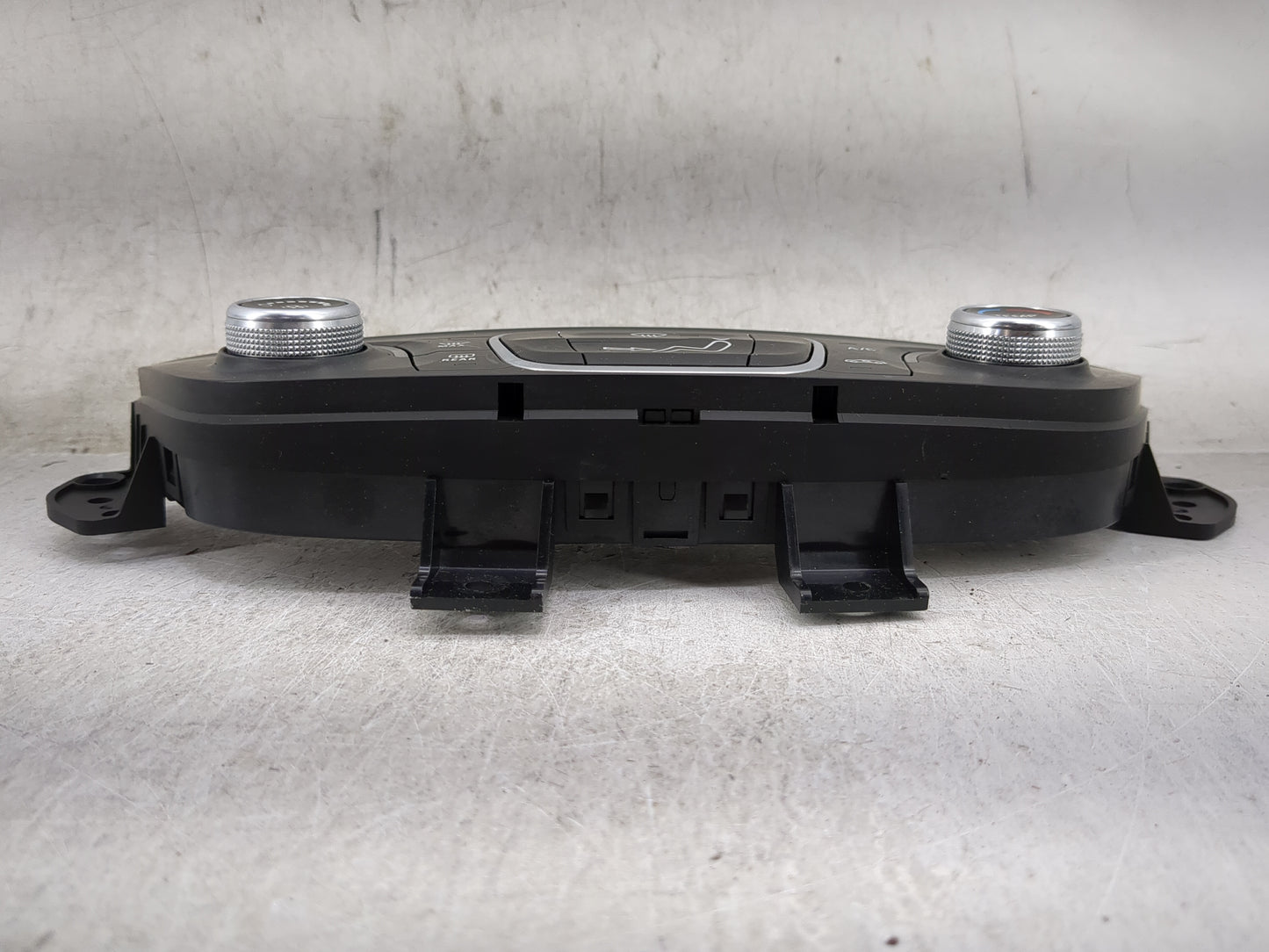 2019-2021 Chevrolet Equinox Climate Control Module Temperature AC/Heater Replacement P/N:000235226 84422503 Fits OEM Used Au