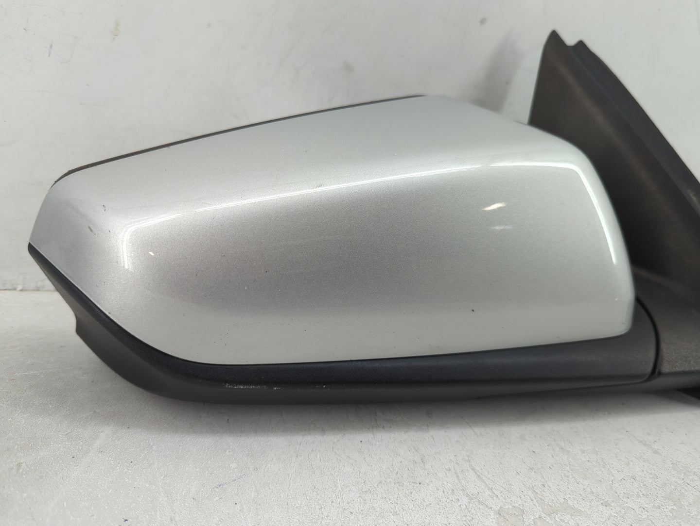2018-2022 Chevrolet Equinox Passenger Side View Mirror - Right Door Mirror OEM Used - Oemusedautoparts1.com