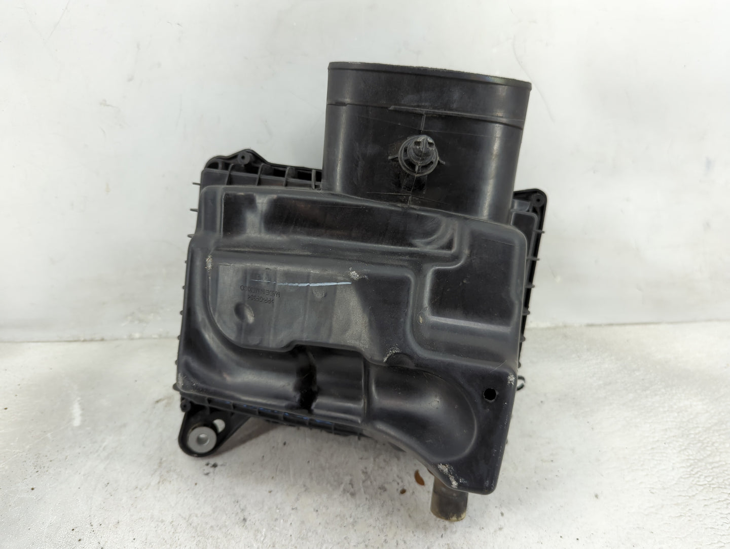 2018-2022 Chevrolet Equinox Air Cleaner Intake-duct Hose Tube - Oemusedautoparts1.com