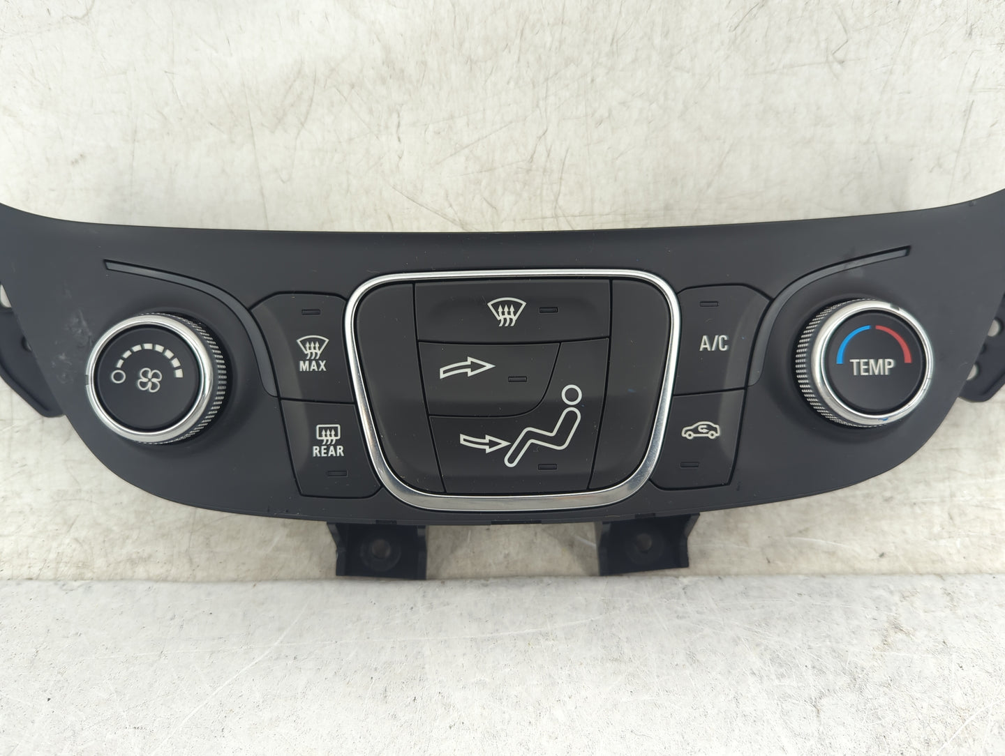 2019-2021 Chevrolet Equinox Climate Control Module Temperature AC/Heater Replacement P/N:84422503 7370200000000X Fits OEM Us