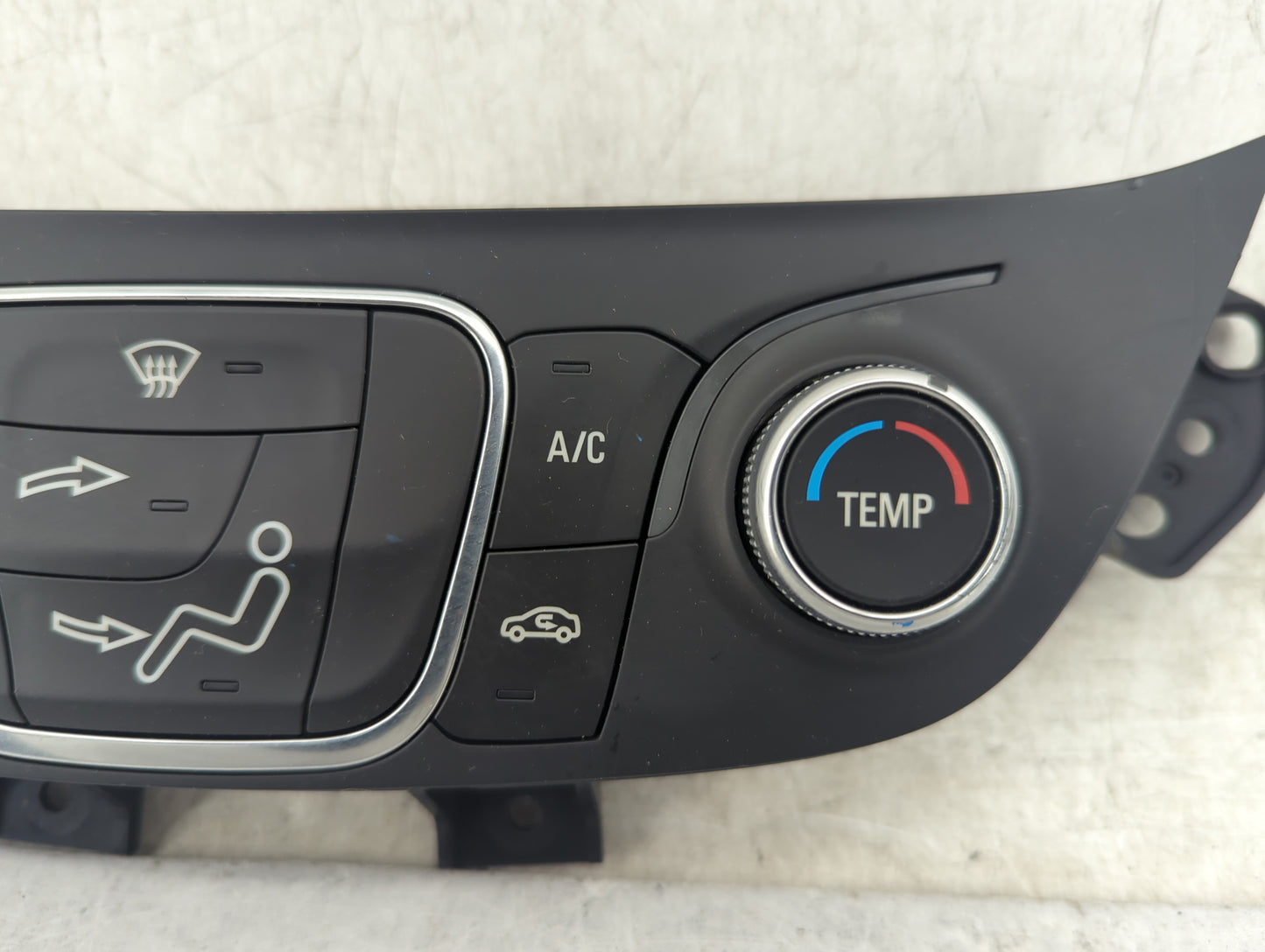 2019-2021 Chevrolet Equinox Climate Control Module Temperature AC/Heater Replacement P/N:84422503 7370200000000X Fits OEM Us