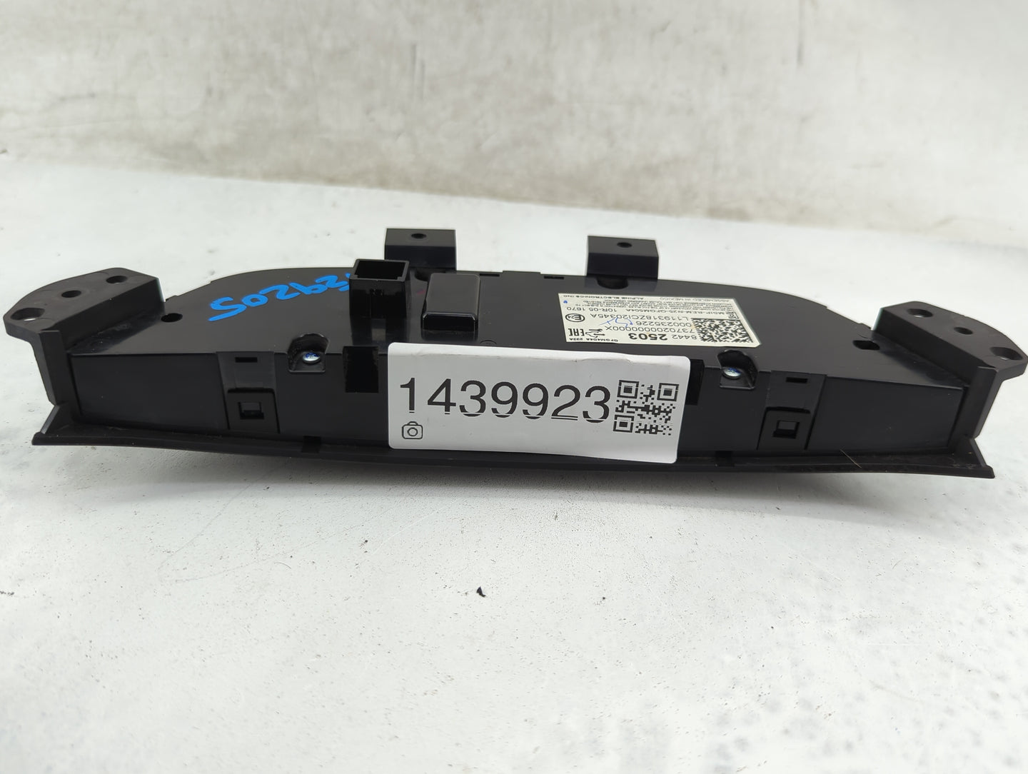 2019-2021 Chevrolet Equinox Climate Control Module Temperature AC/Heater Replacement P/N:84422503 Fits Fits 2019 2020 2021 O
