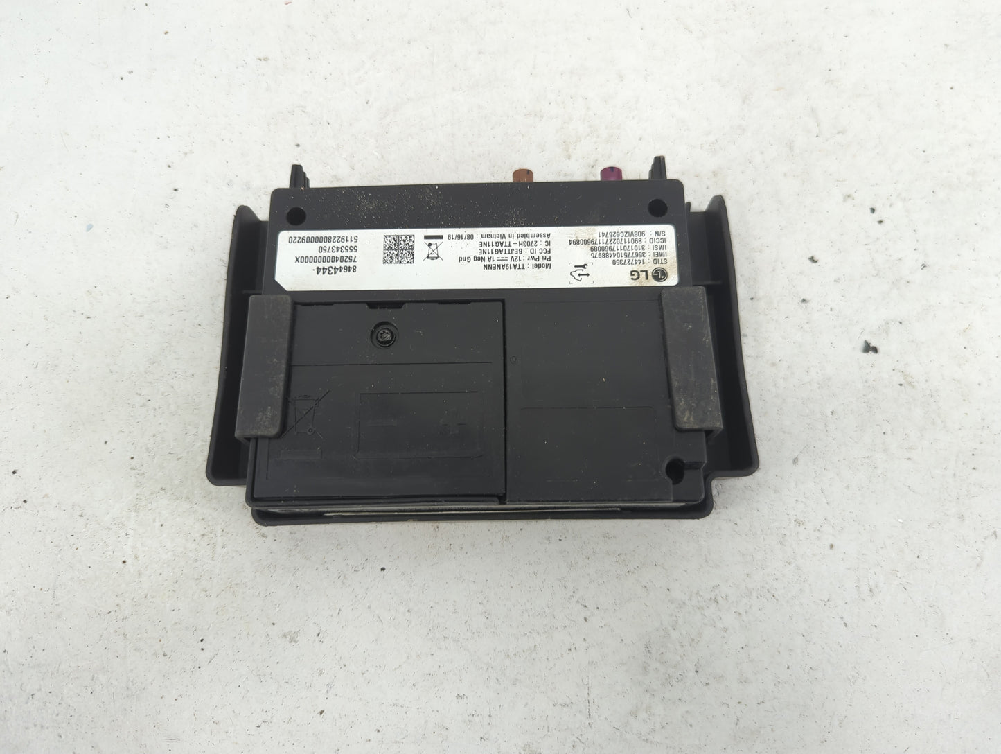 2019-2022 Chevrolet Equinox Radio AM FM Cd Player Receiver Replacement P/N:84644344 7520400000000X Fits Fits 2019 2020 2021 