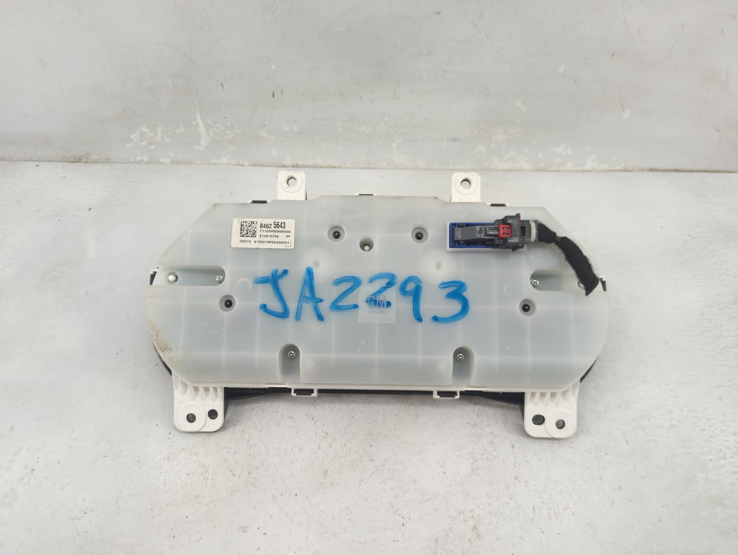 2019-2022 Chevrolet Equinox Instrument Cluster Speedometer Gauges P/N:84625643 Fits Fits 2019 2020 2021 2022 OEM Used Auto P