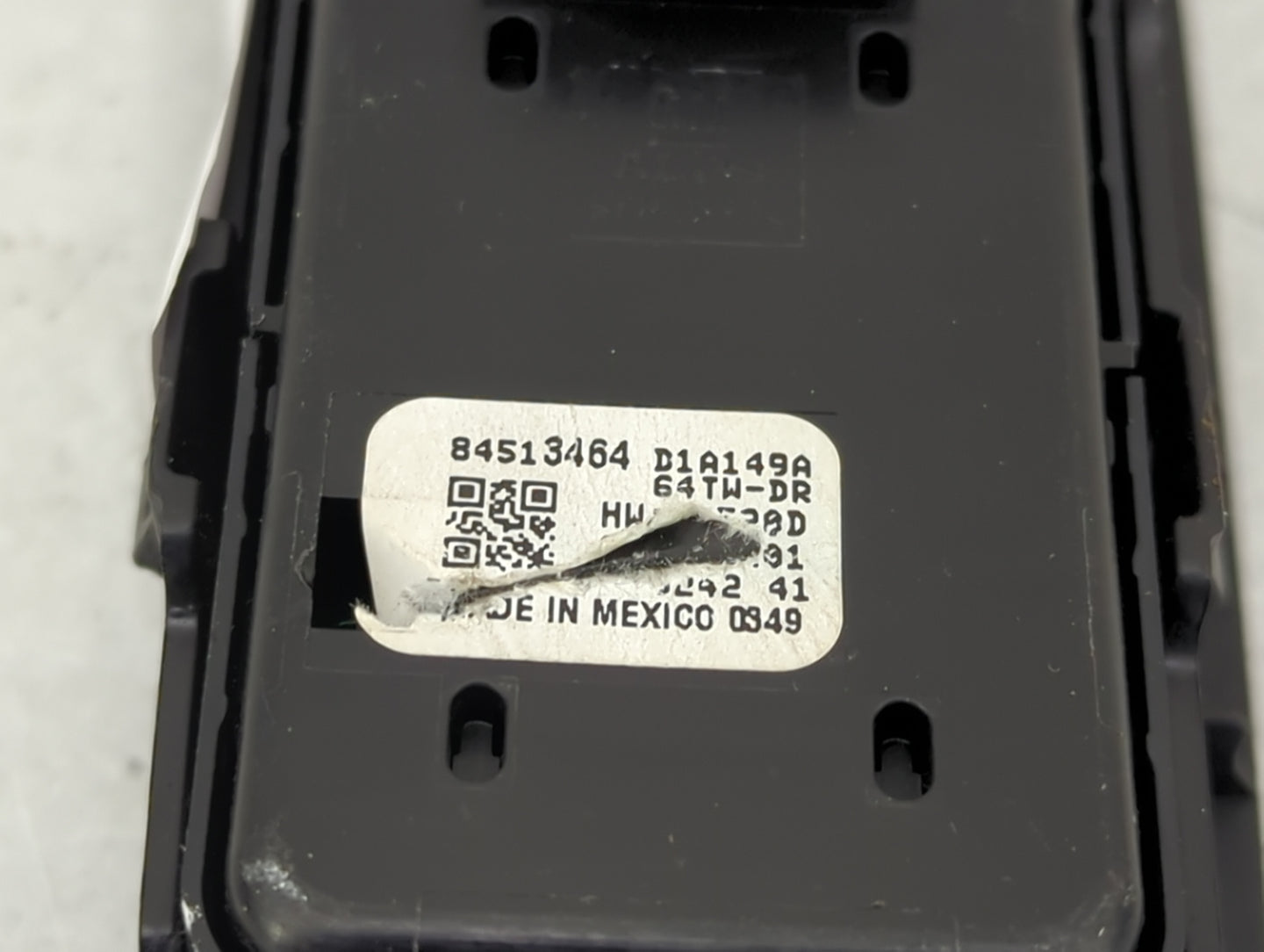 2018-2022 Chevrolet Equinox Master Power Window Switch Replacement Driver Side Left P/N:84513464 Fits OEM Used Auto Parts - 