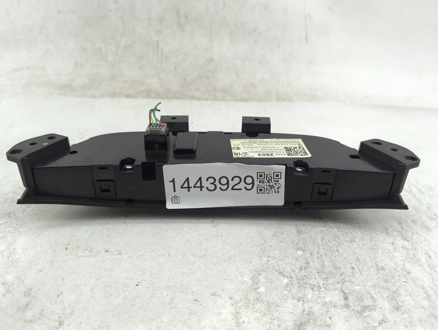 2019-2021 Chevrolet Equinox Climate Control Module Temperature AC/Heater Replacement P/N:84422503 737020000000X Fits OEM Use