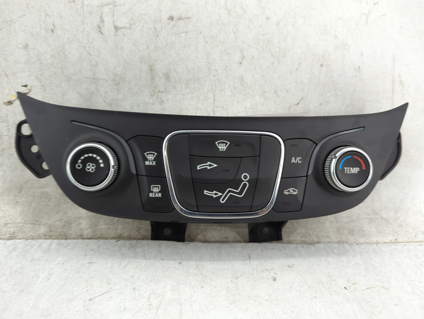 2020 Chevrolet Equinox Climate Control Module Temperature AC/Heater Replacement P/N:84422503 7370200000000 Fits OEM Used Aut
