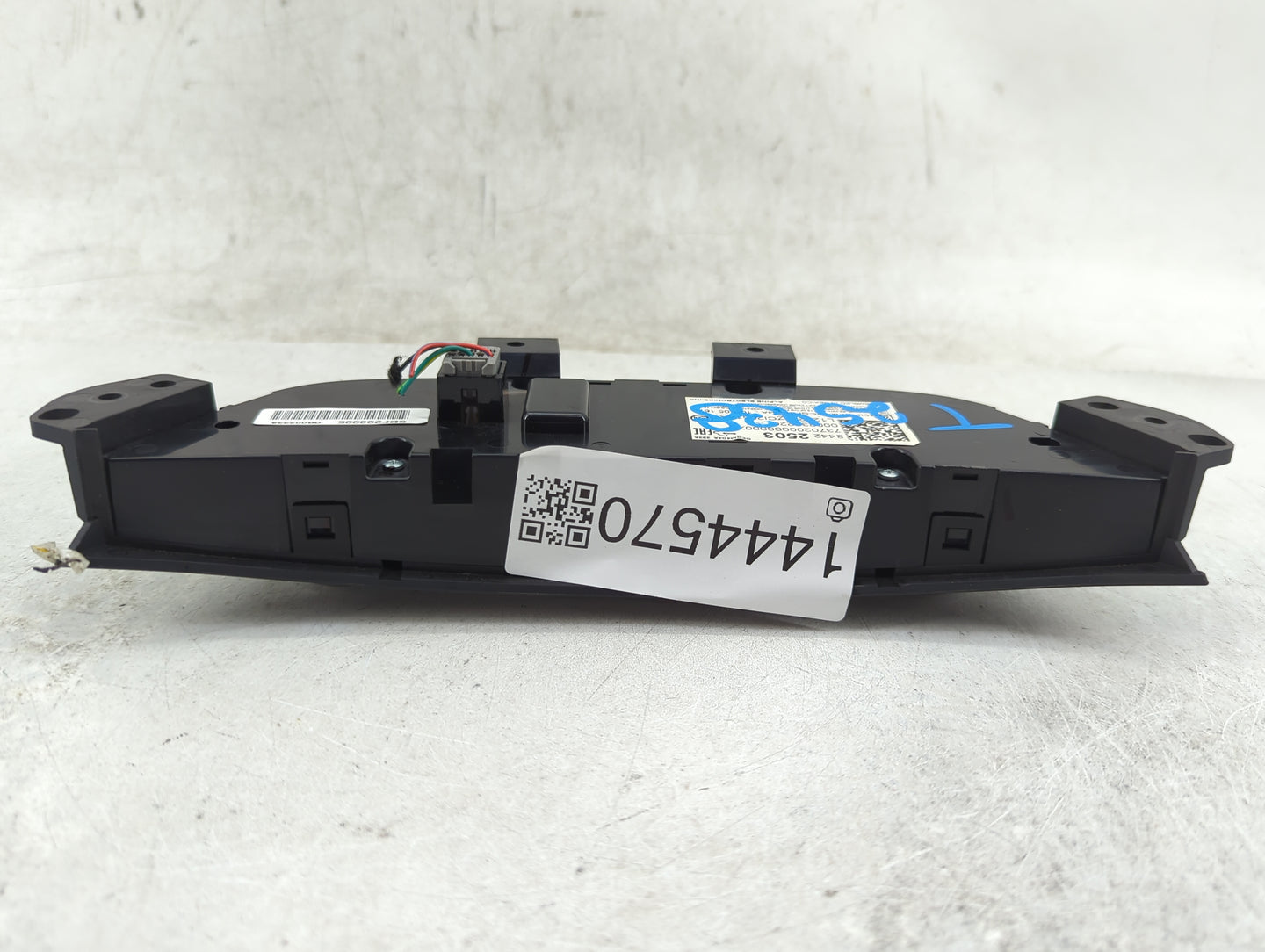 2020 Chevrolet Equinox Climate Control Module Temperature AC/Heater Replacement P/N:84422503 7370200000000 Fits OEM Used Aut