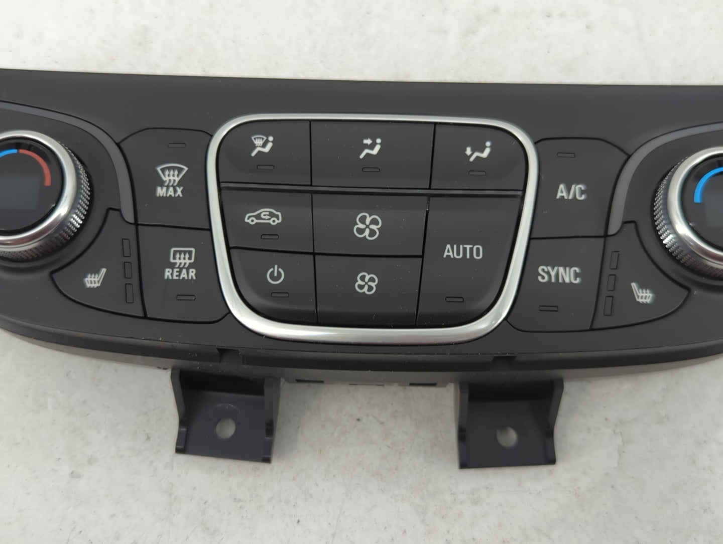 2019-2021 Chevrolet Equinox Climate Control Module Temperature AC/Heater Replacement P/N:84612975 7370200000000X Fits OEM Us