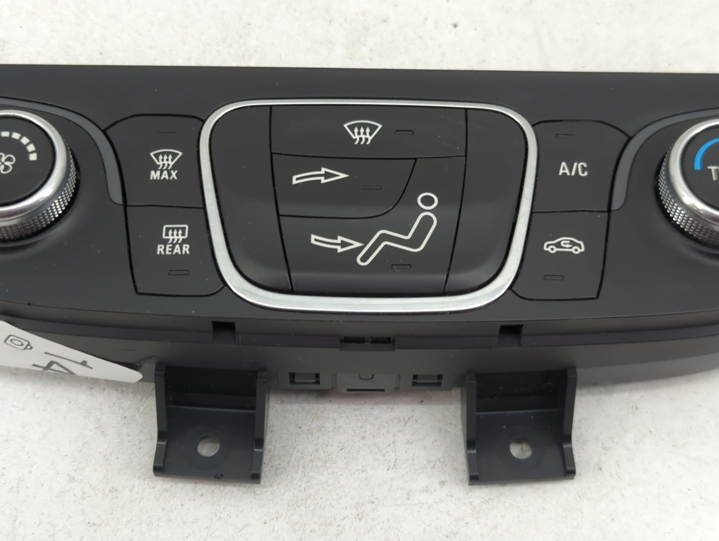 2019-2021 Chevrolet Equinox Climate Control Module Temperature AC/Heater Replacement P/N:84422503 7370200000000X Fits OEM Us