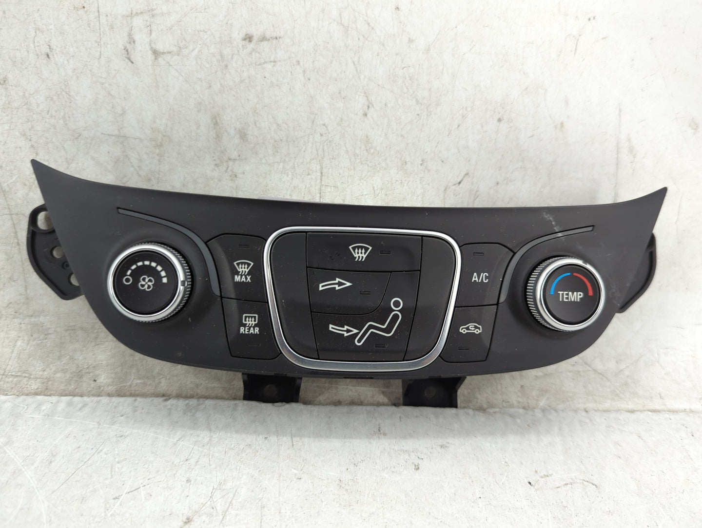 2020 Chevrolet Equinox Climate Control Module Temperature AC/Heater Replacement P/N:84422503 QFGM404A, MSIP-REM-N25-QFGM504A