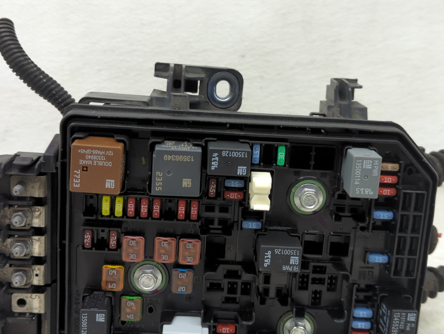2018-2022 Chevrolet Equinox Fusebox Fuse Box Panel Relay Module P/N:13500128 13500114, 13598349 Fits Fits 2018 2019 2020 202