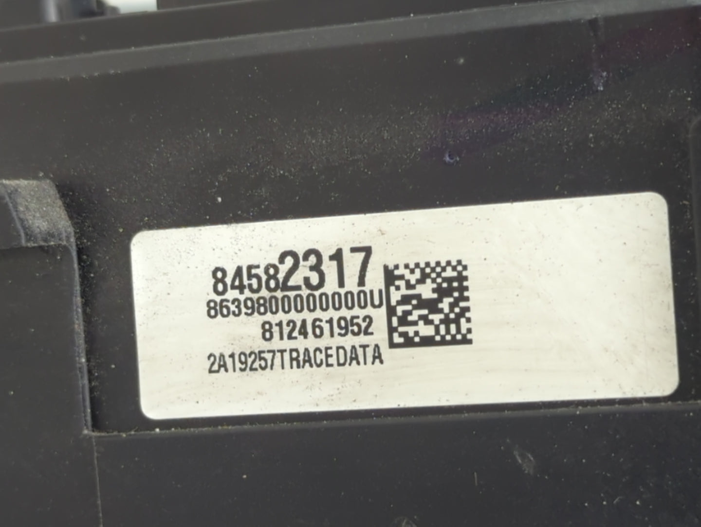 2018-2022 Chevrolet Equinox Fusebox Fuse Box Panel Relay Module P/N:13500128 13500114, 13598349 Fits Fits 2018 2019 2020 202