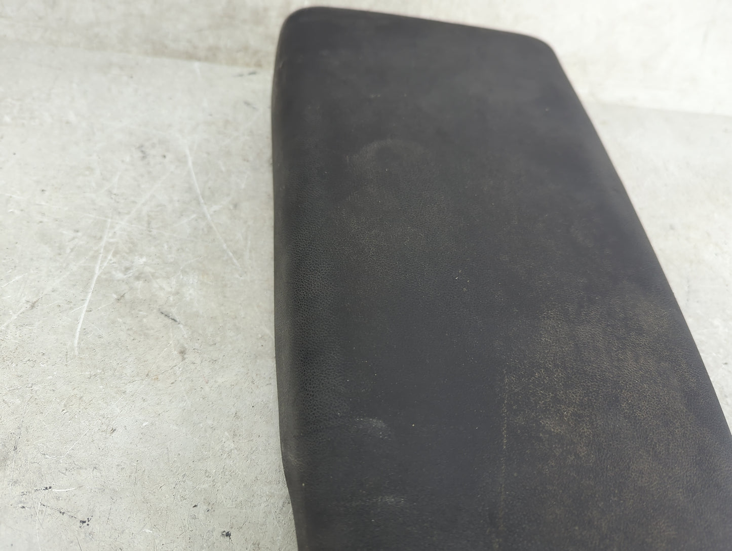 2020 Chevrolet Equinox Center Console Armrest Cover Lid Fits OEM Used Auto Parts - Oemusedautoparts1.com