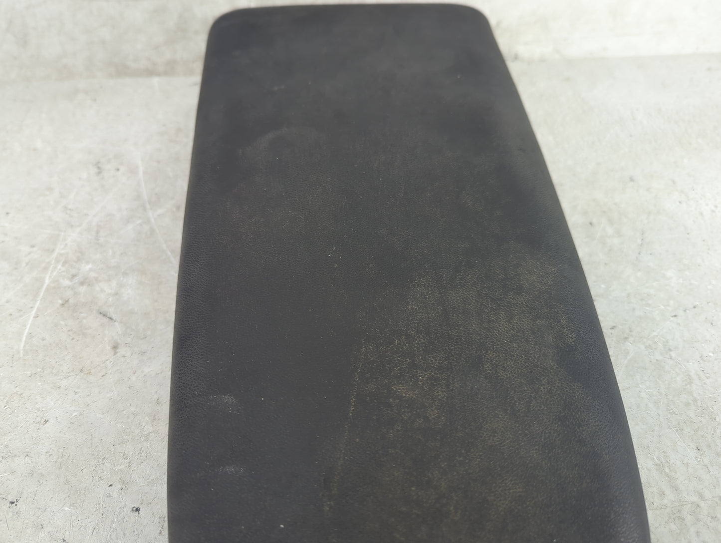 2020 Chevrolet Equinox Center Console Armrest Cover Lid Fits OEM Used Auto Parts - Oemusedautoparts1.com