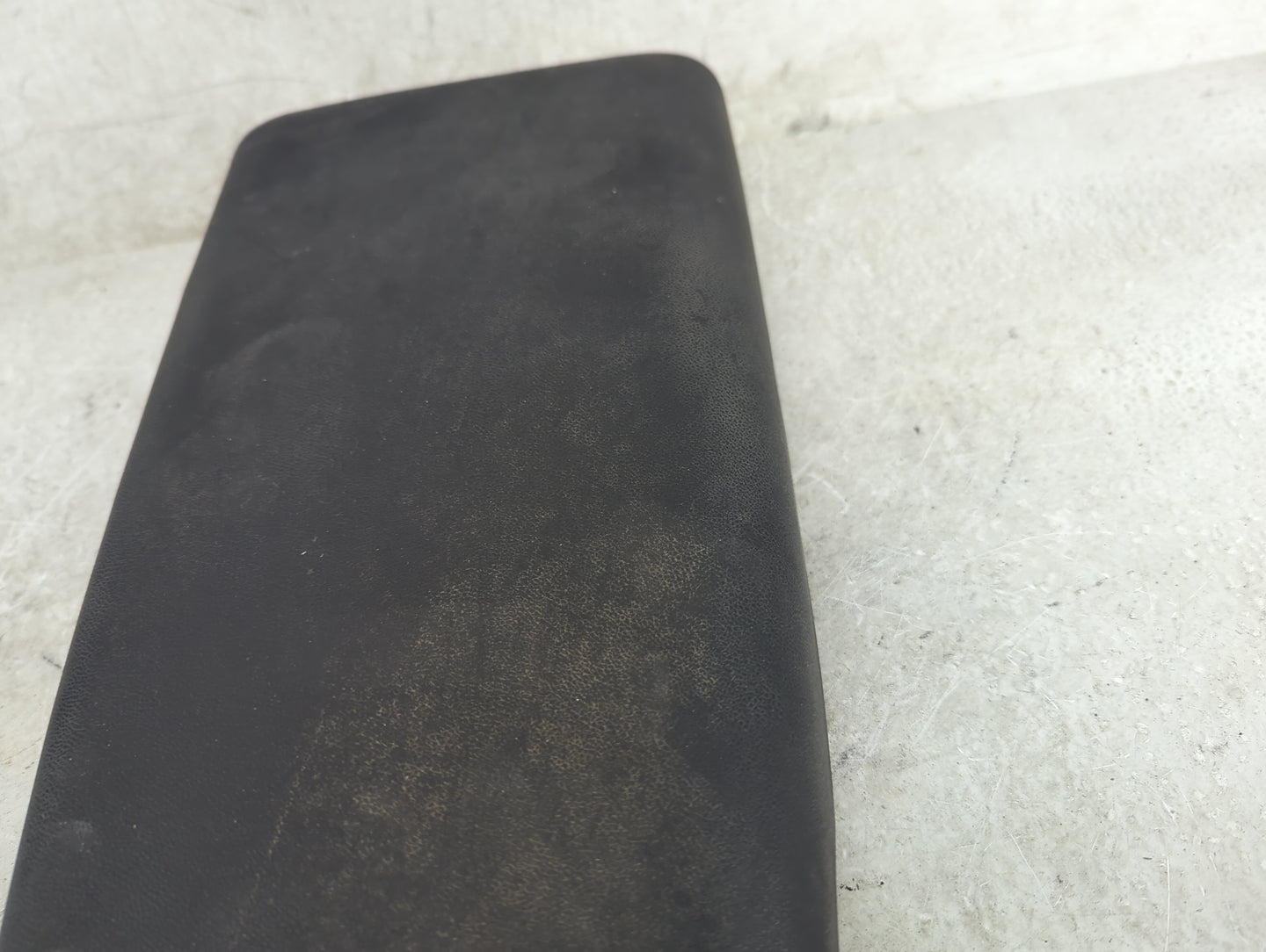 2020 Chevrolet Equinox Center Console Armrest Cover Lid Fits OEM Used Auto Parts - Oemusedautoparts1.com