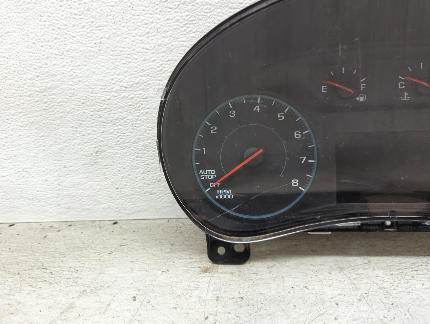 2019-2022 Chevrolet Equinox Instrument Cluster Speedometer Gauges P/N:84625643 Miles: Fits Fits 2019 2020 2021 2022 OEM Used